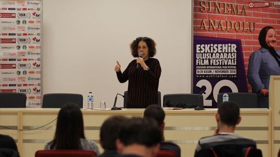 Zeynep Atakan Yapımcı Olmak İsteyen Gençlerle Buluştu! haber görseli