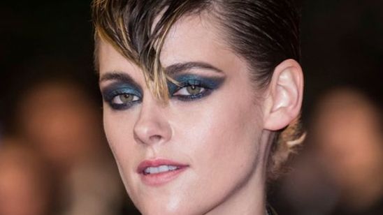 Kristen Stewart "Happiest Season"da Kız Arkadaşı ile Evleniyor haber görseli