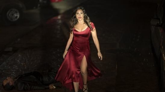 Gina Rodriguez "Miss Bala"da Tehdit Altında! haber görseli