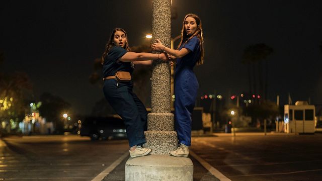 Olivia Wilde’ın İlk Yönetmenlik Denemesi “Booksmart”tan Yeni Kare Geldi! haber görseli