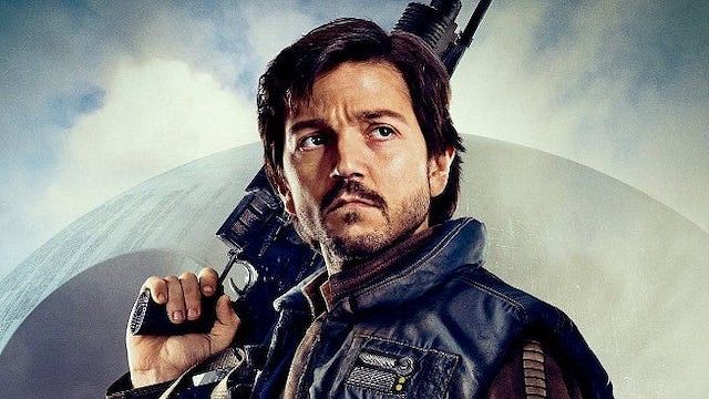 Diego Luna, Karantinada 'Chernobyl'ı İzlemenin Büyük Bir Hata Olduğunu Söyledi haber görseli