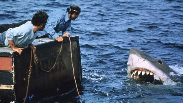 Kevin Smith, Jaws Partisi Düzenliyor