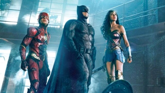 Zack Snyder, "Justice League"den İlk Videoyu Paylaştı!