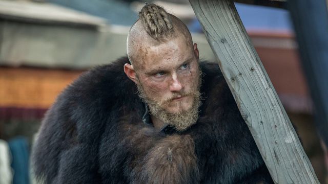‘Vikings’in Yıldızı Alexander Ludwig, Netflix Gerilimi ‘Night Teeth’in Kadrosunda haber görseli