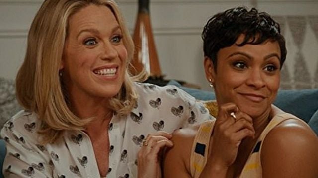 American Housewife'ın Kadrosundan Bir Ayrılık Daha!  haber görseli