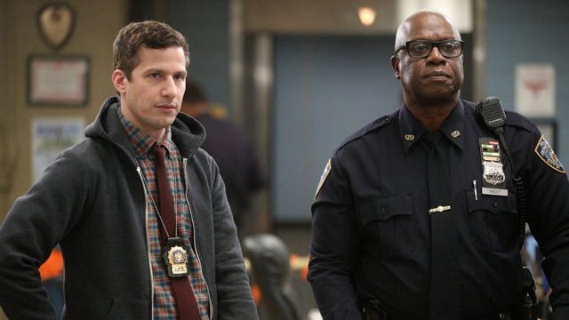 Andy Samberg, Akademi Üyelerinin 'Çeşitlilik' Kurallarına Karşı Çıkmasını Eleştirdi! haber görseli