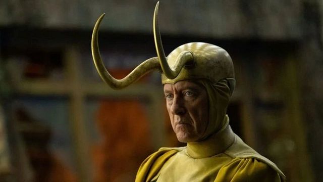 Richard E. Grant ve Owen Wilson, Loki'nin Setinden Video Paylaştı haber görseli