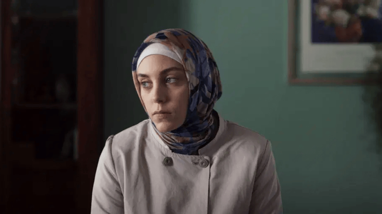 Netflix, "Bir Başkadır" Dizisinin İkinci Sezonu İçin Hazırlıklara Başladı