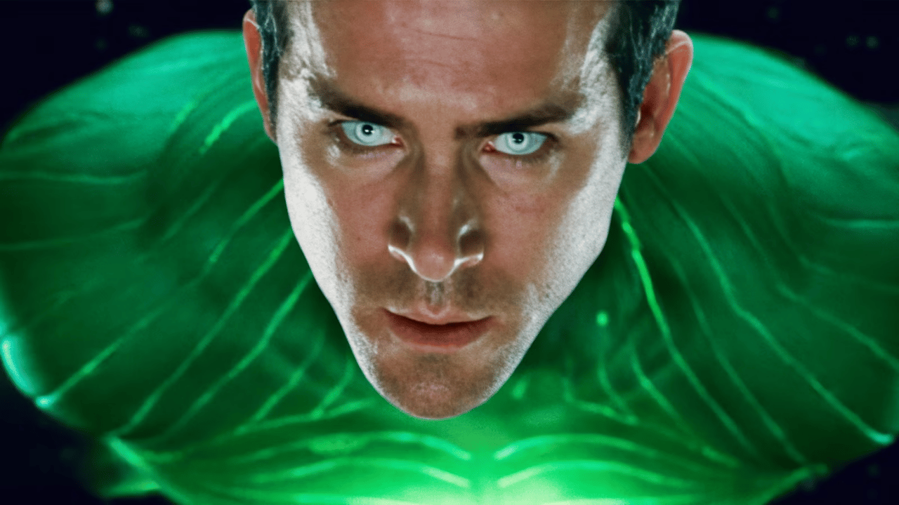Ryan Reynolds, DC Evrenine Geri Dönecek Mi?