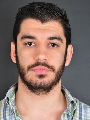 Serkan tınmaz. Serkan tinmaz и его девушка. Озгюн караман. Серкан тинмаз. Серкан тинмаз.