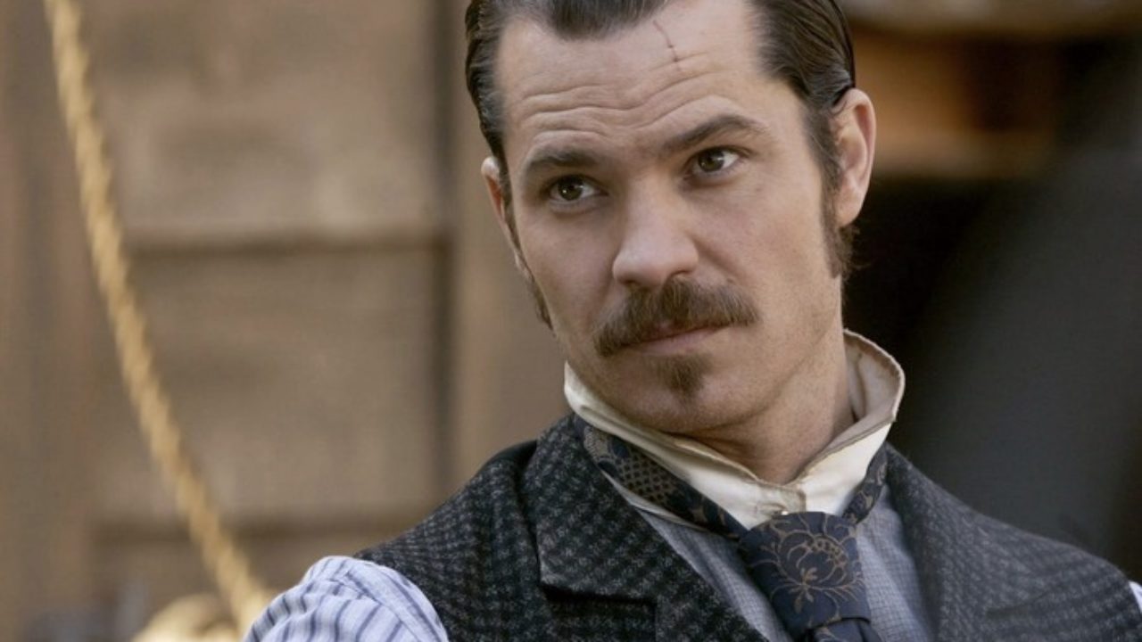 Актер олифант 6 букв сканворд. Тимоти Омандсон дэдвуд. Timothy Olyphant Deadwood. Маркус Олифант. Timothy “bos” Bullock.