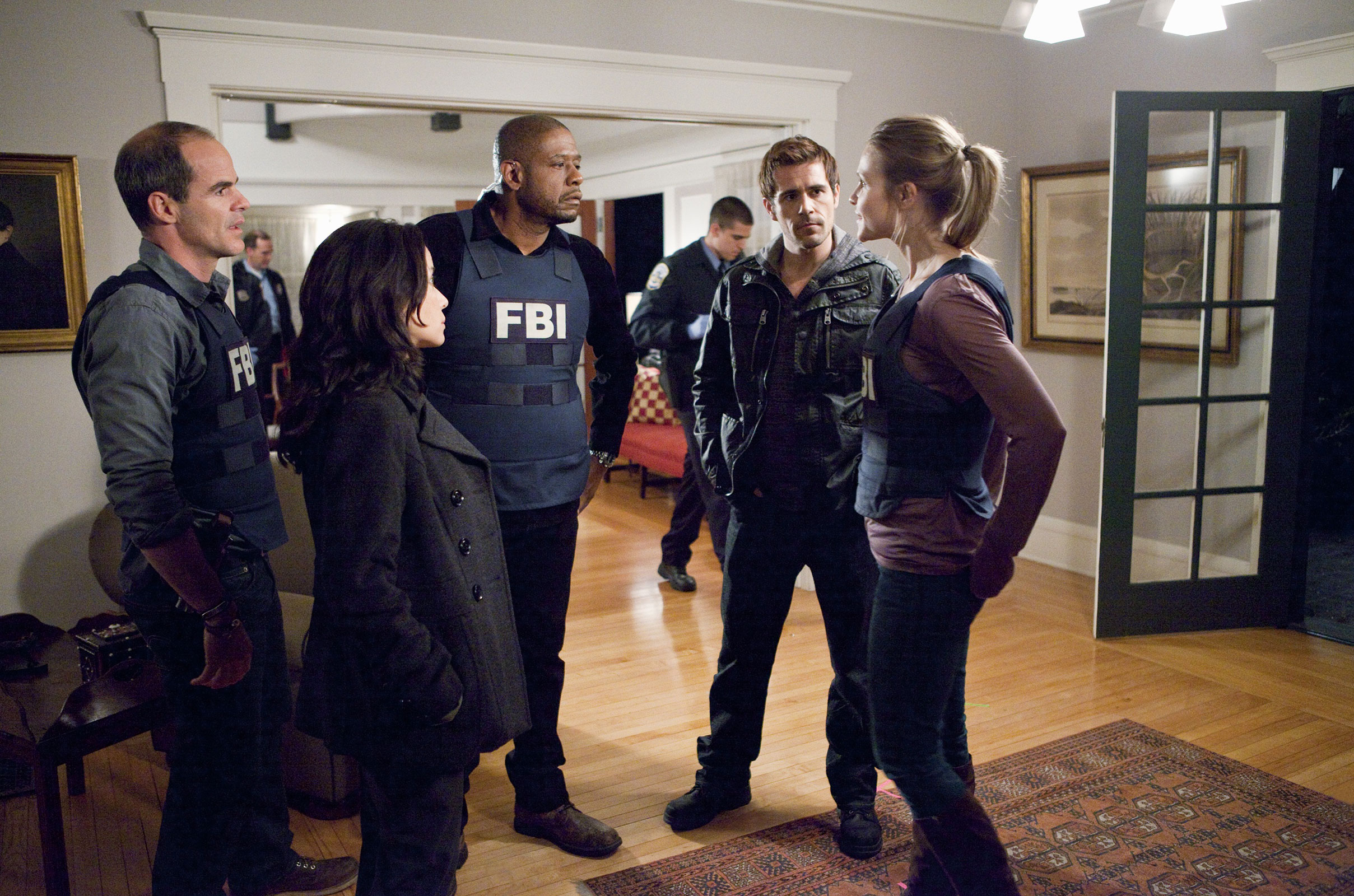 Criminal Minds: Suspect Behavior - Sezon 1: Fotograf Beau Garrett, Forest W...