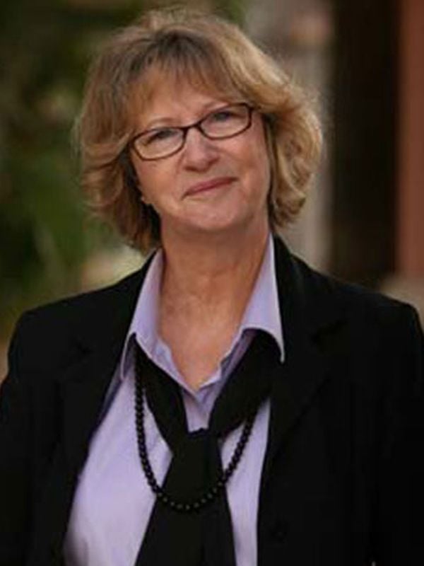 Cinda Adams - Beyazperde.com