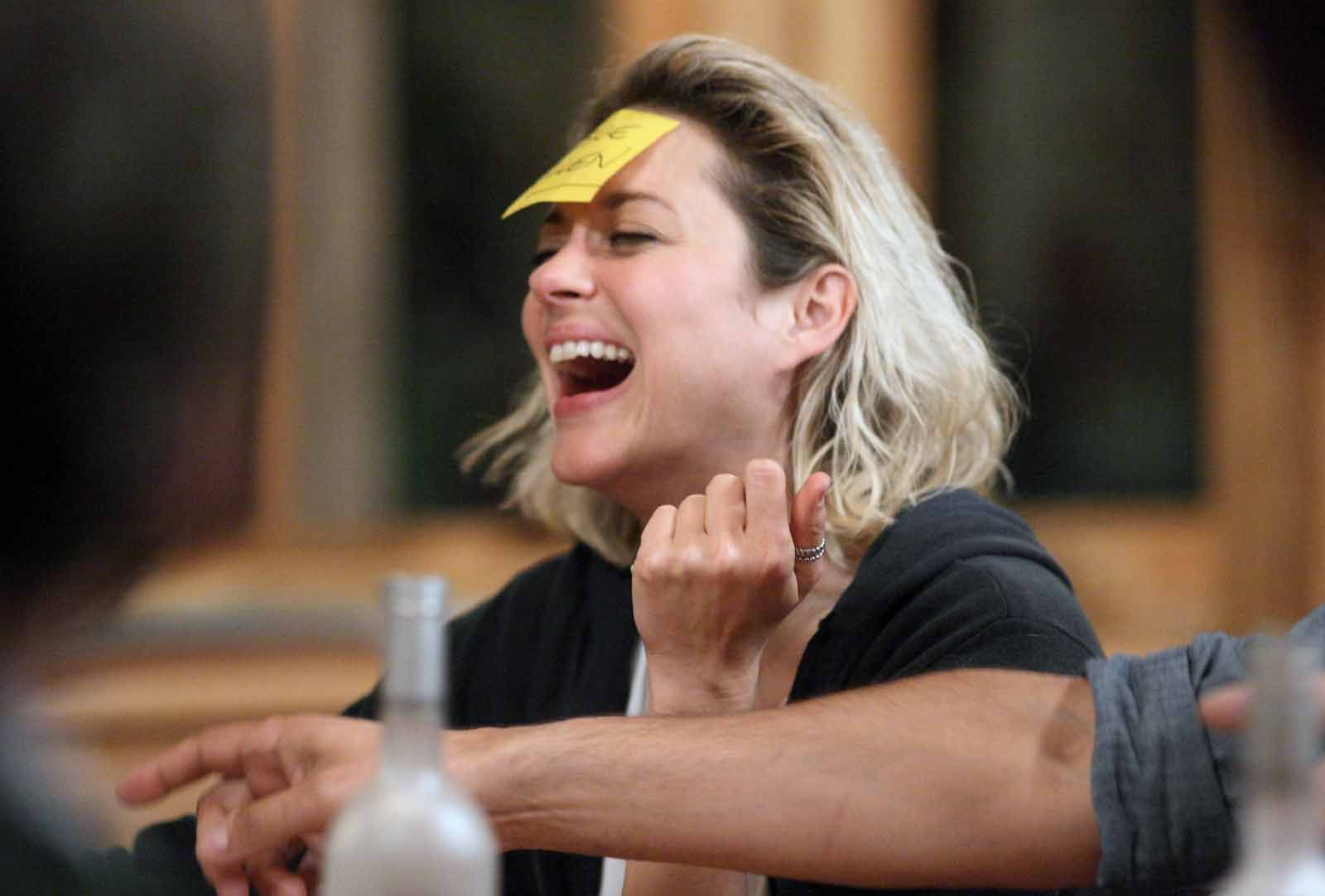 Маленькие секреты большой. Маленькие секреты большой компании 2019. Большие секреты маленькой компании. Франсуа клюзе маленькие секреты. Маленькие секреты большой.