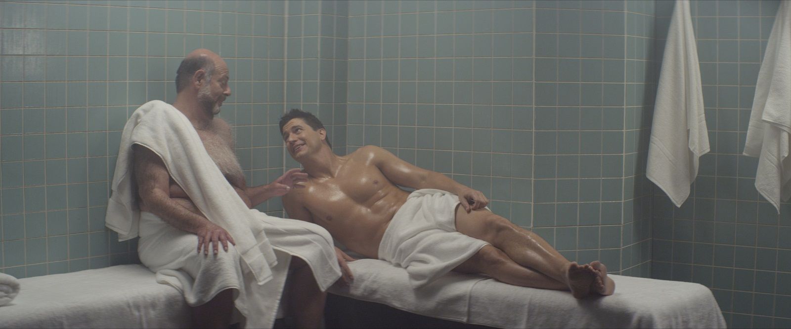 Ken Marino isimli sanatçının Beyazperde.com 'de yer alan 94 fotoğrafın...