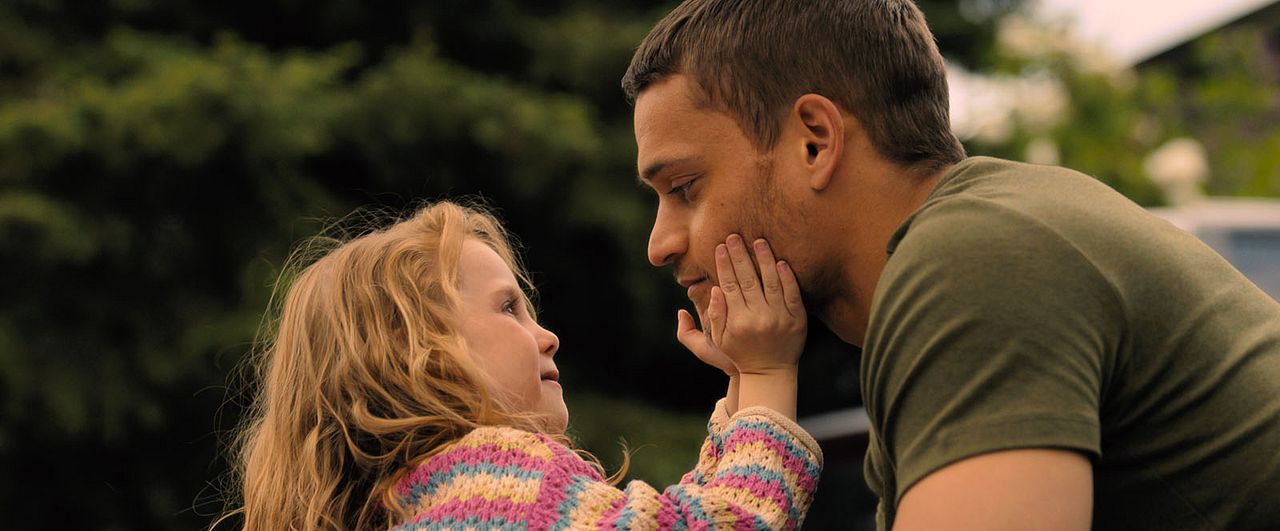 Senden Geriye Kalan : Fotoğraf Tyriq Withers, Zoe Kosovic