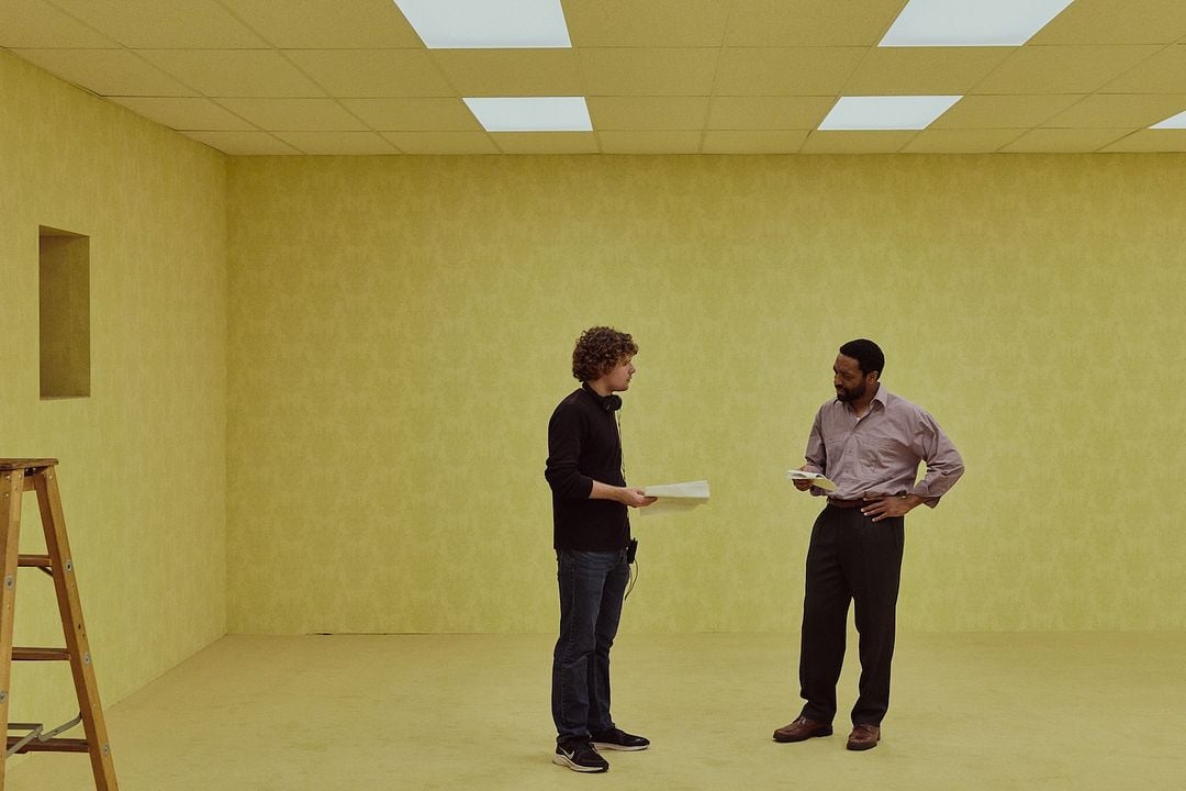 Backrooms : Fotoğraf Chiwetel Ejiofor