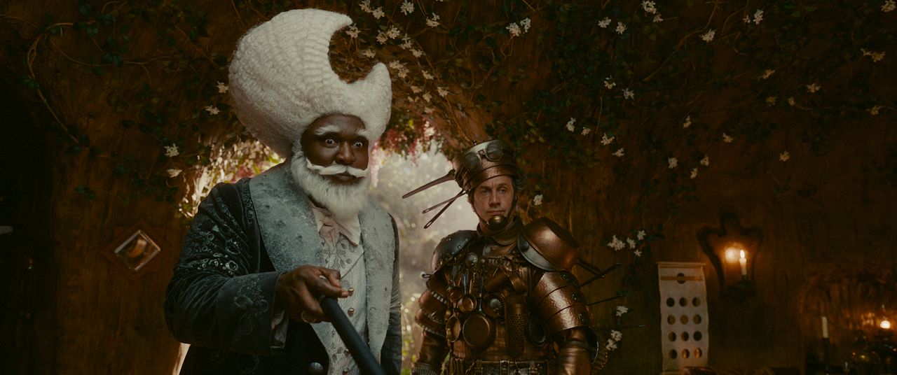 Gizemli Ağaç : Fotoğraf Dustin Demri-Burns, Nonso Anozie
