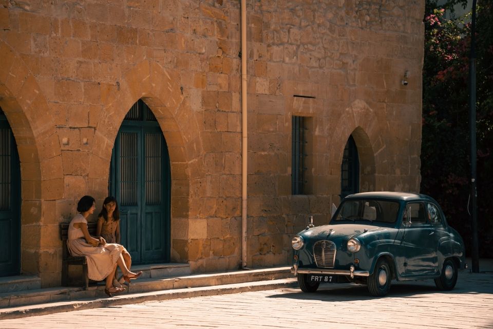 Ayşe Tatile Çıktı : Fotoğraf