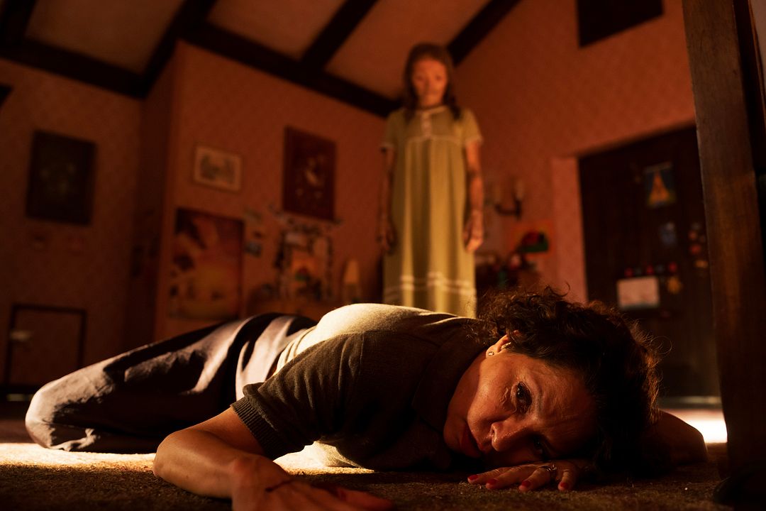  Lee Cronin'den Mumya : Fotoğraf Veronica Falcón, Natalie Grace (II)