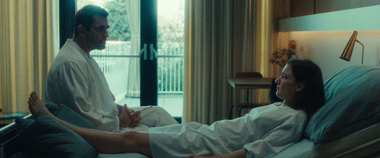 Mother's Baby : Fotoğraf Hans Löw, Marie Leuenberger