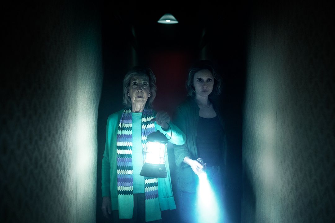 Ruhlar Bölgesi: Aramızdalar : Fotoğraf Lin Shaye, Amelia Eve