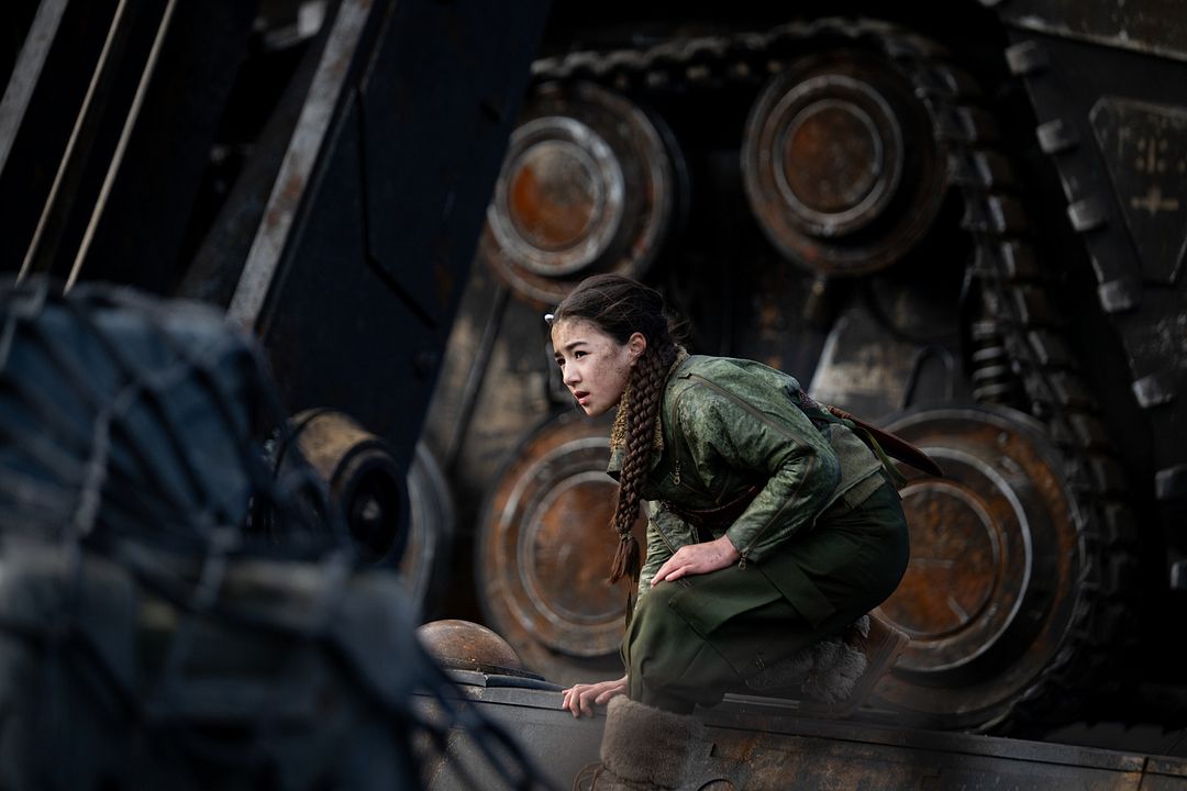 Supergirl : Fotoğraf Eve Ridley