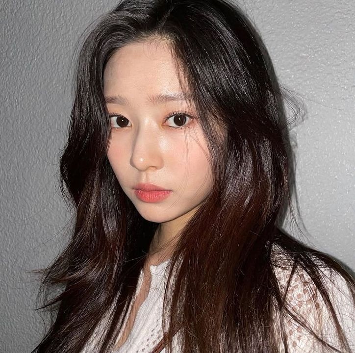 Afiş Min-ju Kim