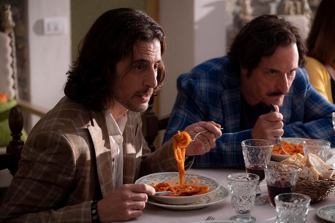 Solo Mio : Fotoğraf Jonathan Roumie, Kim Coates