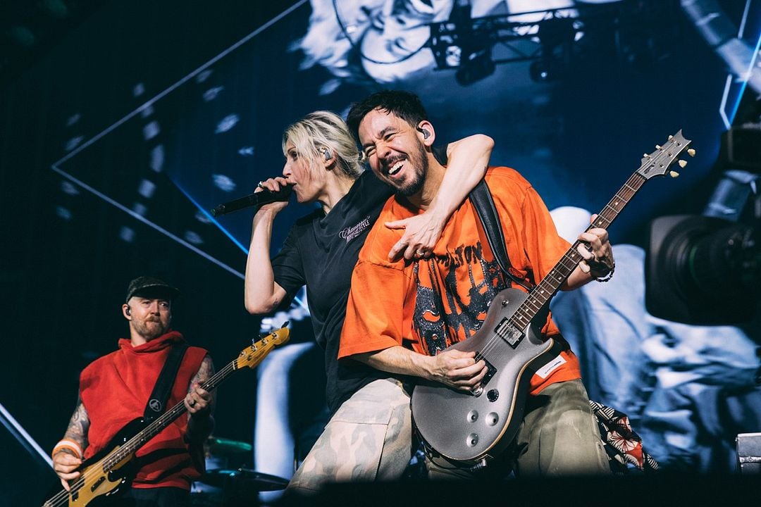 Linkin Park: Unshatter : Fotoğraf Emily Armstrong