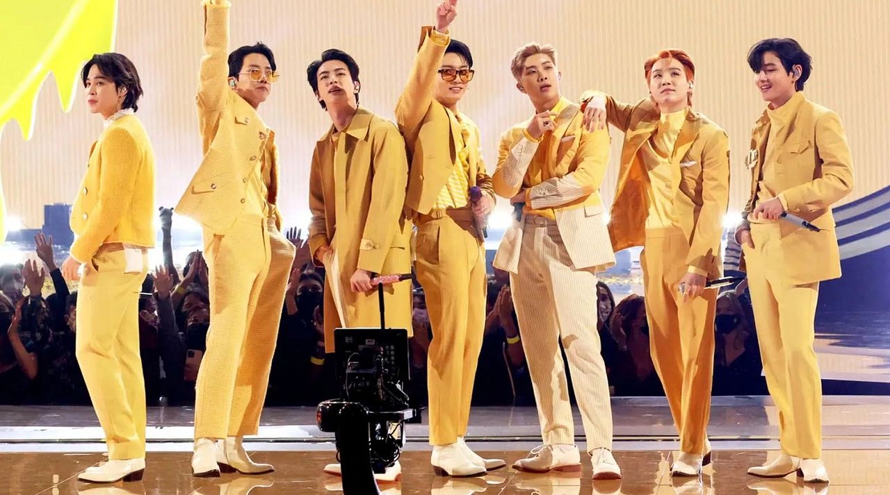 BTS Army: Forever We Are Young : Fotoğraf BTS