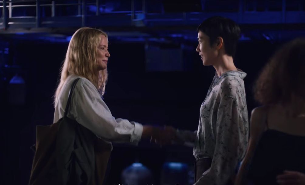 Birdenbire : Fotoğraf Tao Okamoto, Virginie Efira