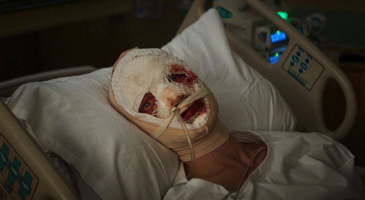 Clayface : Fotoğraf Tom Rhys Harries