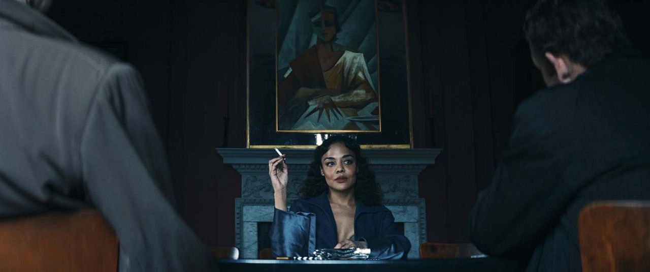 Hedda : Fotoğraf Tessa Thompson