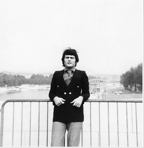 Ferdi Özbeğen Filmi : Fotoğraf
