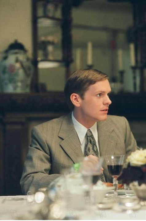 Being Julia : Fotoğraf Shaun Evans, Istvan Szabo