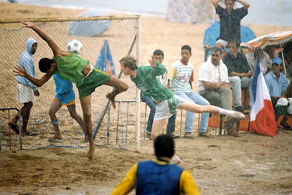 Fotoğraf Djamel Bensalah, Julien Courbey