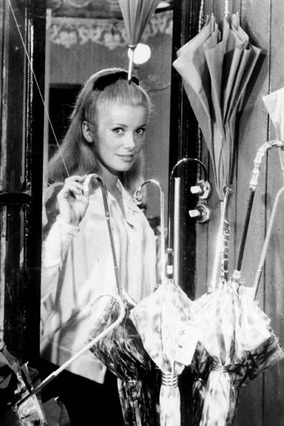 Cherbourg Şemsiyeleri : Fotoğraf Jacques Demy, Catherine Deneuve