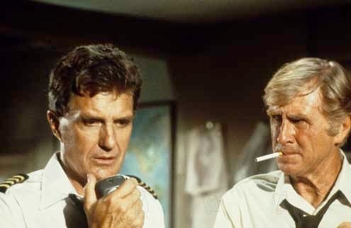 Uçak : Fotoğraf Lloyd Bridges, Jim Abrahams