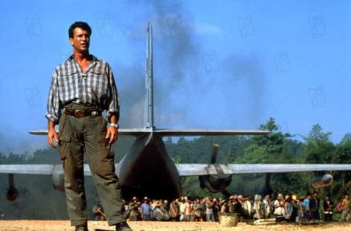 Air America : Fotoğraf Roger Spottiswoode, Mel Gibson