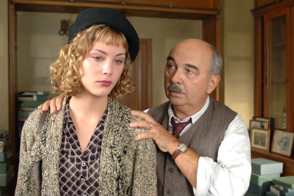 Fotoğraf Nora Arnezeder, Gérard Jugnot