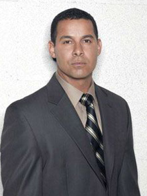 Afiş Jon Huertas