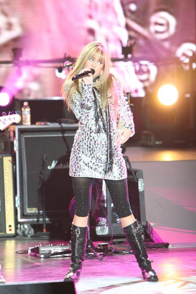 Hannah Montana/Miley Cyrus: Best of Both Worlds Concert Tour : Fotoğraf Bruce Hendricks, Miley Cyrus