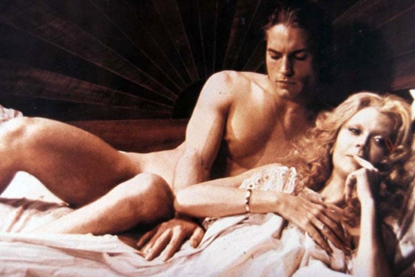 Fotoğraf Monique van Vooren, Joe Dallesandro