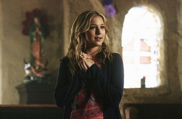 Fotoğraf Emily VanCamp