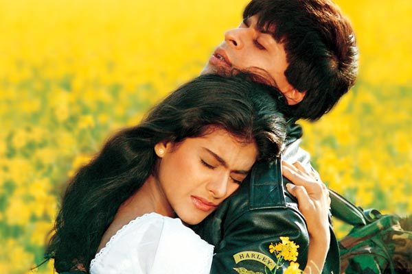 Dilwale Dulhania Le Jayenge : Fotoğraf Kajol Devgn, Shah Rukh Khan