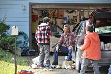 The Middle : Fotoğraf Neil Flynn, Atticus Shaffer, Charlie McDermott