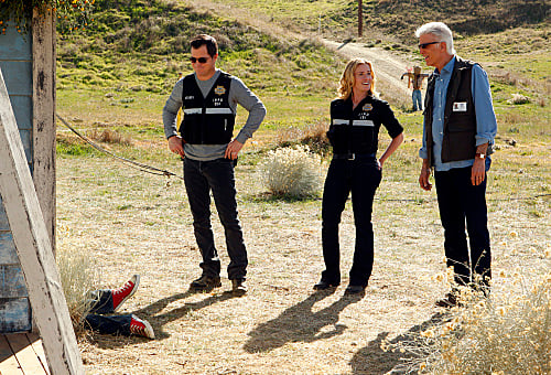 CSI: Crime Scene Investigation : Fotoğraf Ted Danson, George Eads, Elisabeth Shue