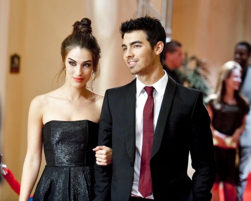 Fotoğraf Joe Jonas, Jessica Lowndes