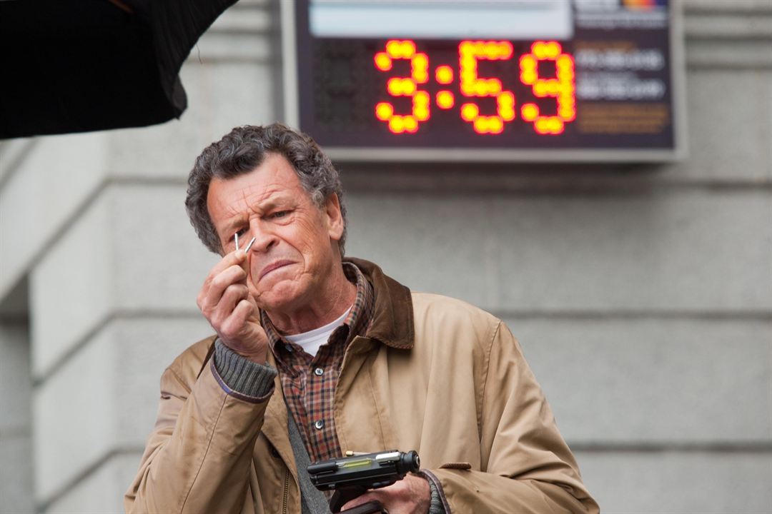 Fotoğraf John Noble